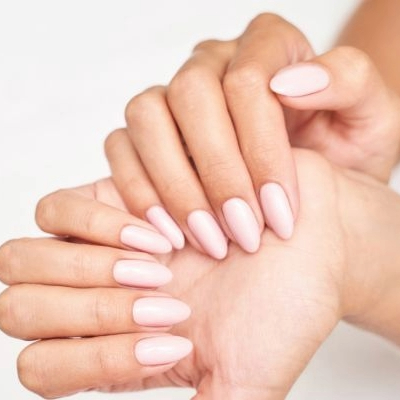 Shellac Manicure in Bournemouth Poole Shellac Manicure in Bournemouth Poole